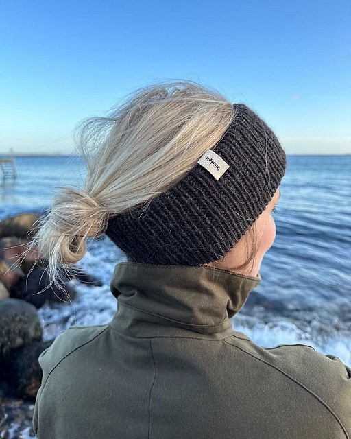 Weekend Headband by PetiteKnit